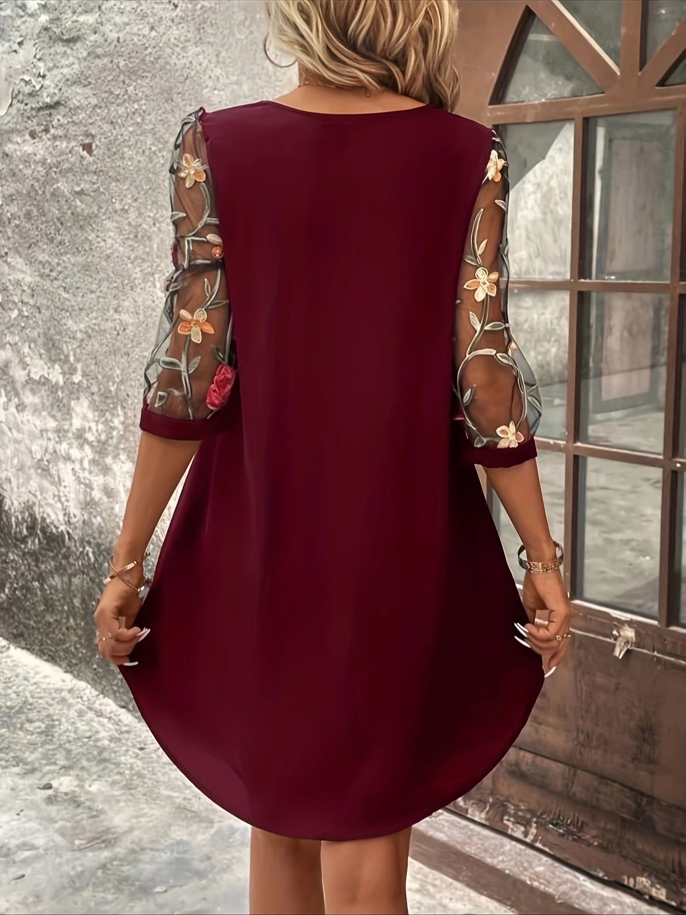 Élarisse | Elegant Floral Sleeve Dress