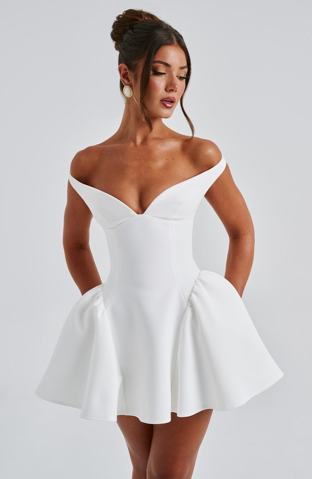 Elyra | Voluminous Ivory Mini Dress