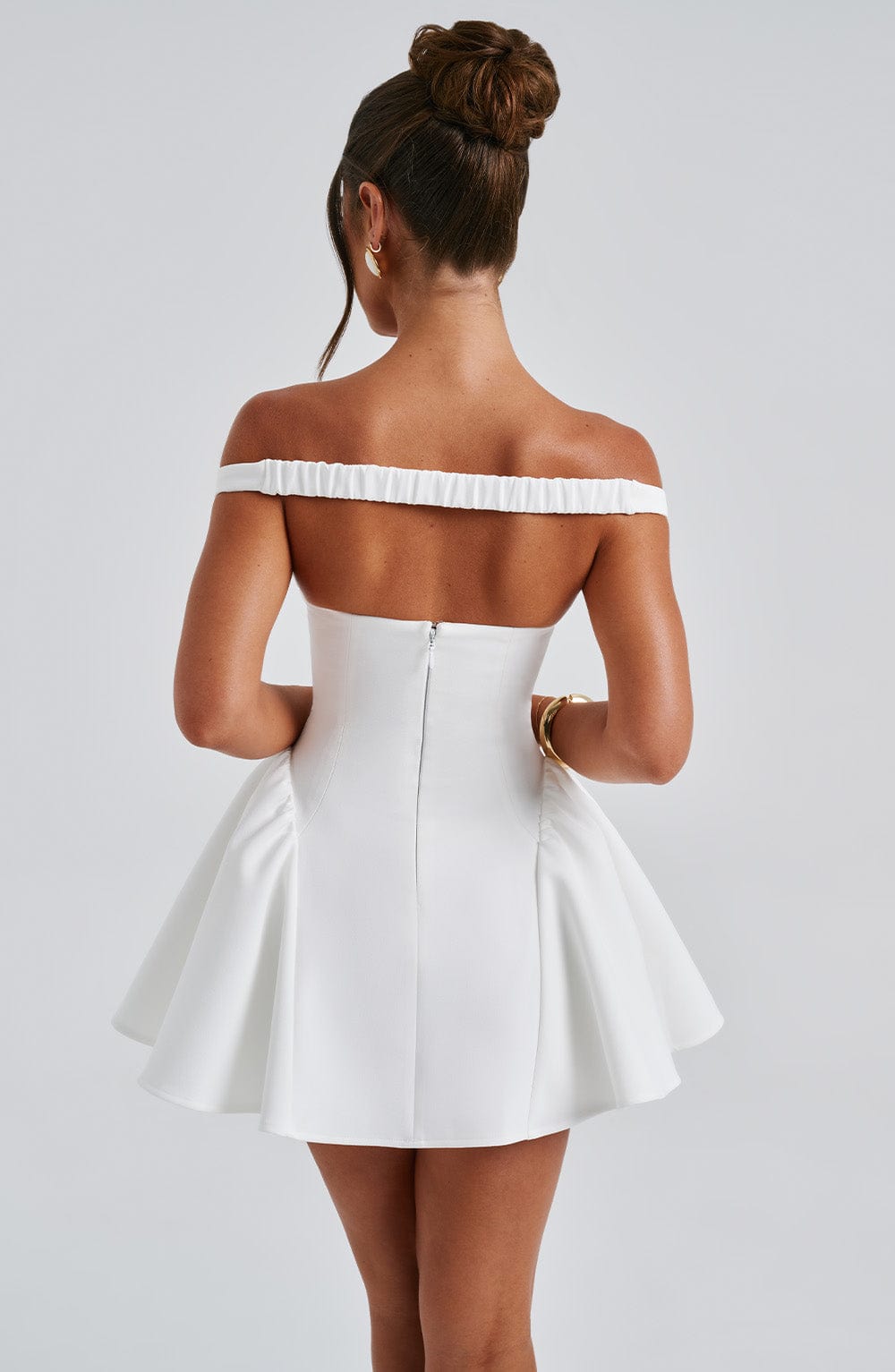 Elyra | Voluminous Ivory Mini Dress