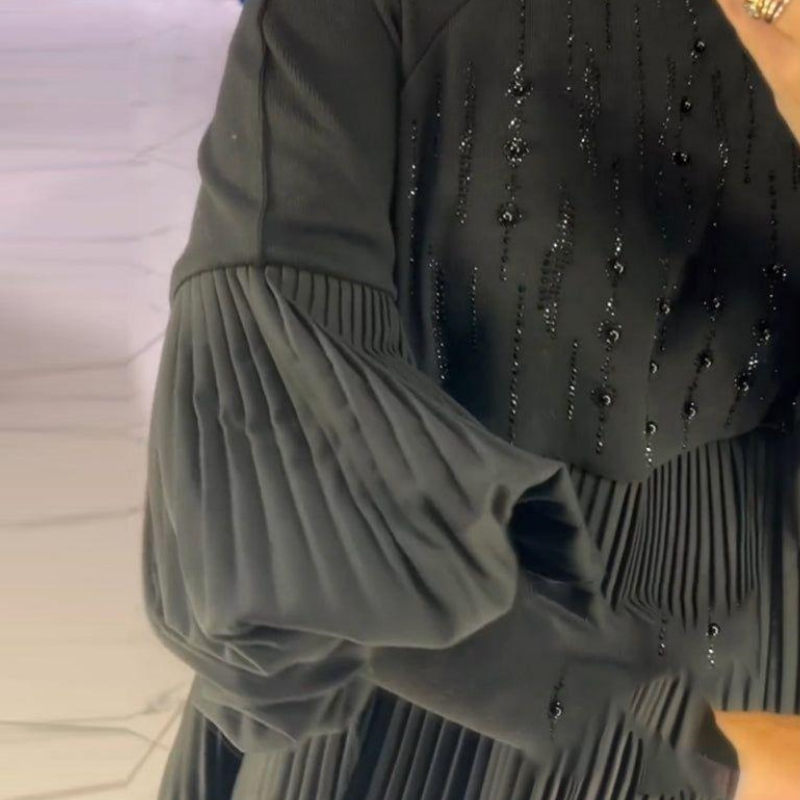 Luna | Elegant Pleated Dress with Puff Sleeves