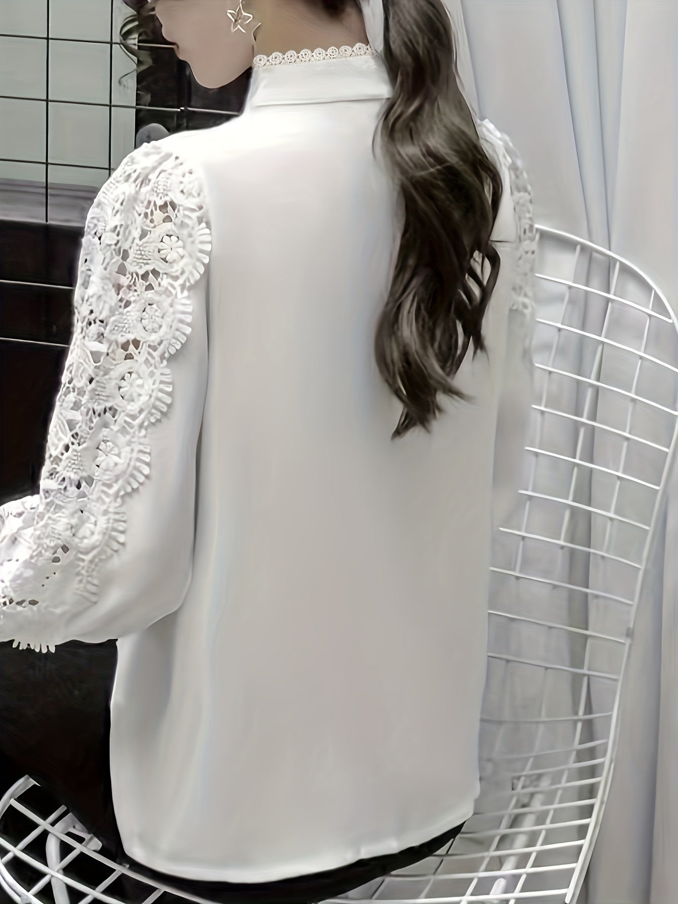Valenne | Lace Elegance Blouse